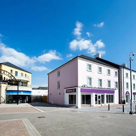 Premier Hotel 3*